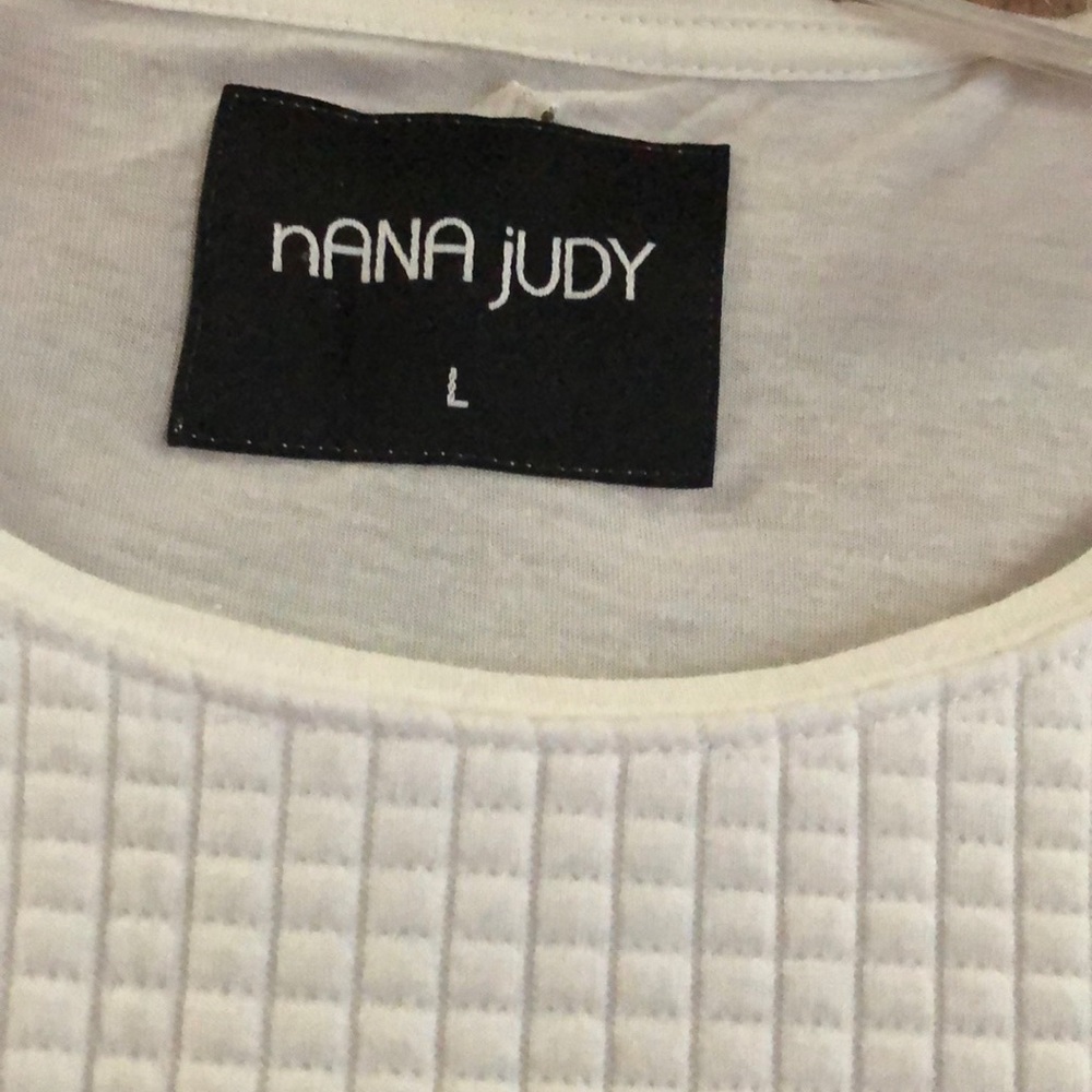 🦾NANA JUDY🦾GRAPHIC QUILTED TEE SHIRT🦾 - Picture 4 of 6